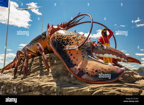 Worlds Largest Lobster Hi Res Stock Photography And Images Alamy
