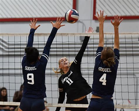 Santa Cruz Girls Volleyball Team Posts Stunning Sweep Of Soquel Santa Cruz Sentinel