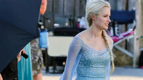 First Look At Georgina Haig As Elsa From Frozen