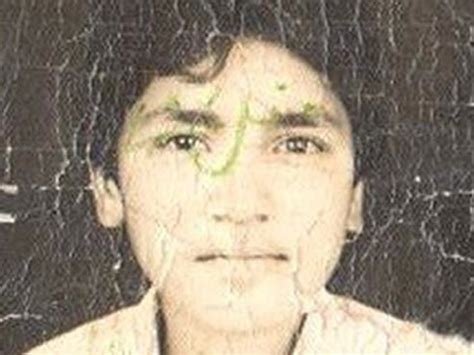 paquistão executa homem condenado à pena de morte aos 15 anos veja
