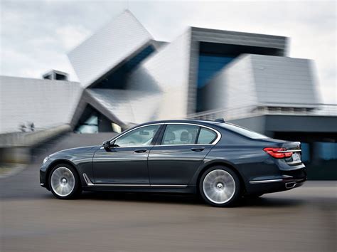 Bmw Cars News 2016 Bmw 7 Series Officially Unveiled