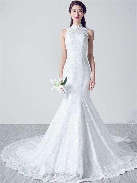 The term originates from the white colour of the wedding dress, which first became popular with victorian era elites after queen victoria wore a white lace dress at her wedding. Custom Made White Lace Belted Qipao / Cheongsam Wedding ...