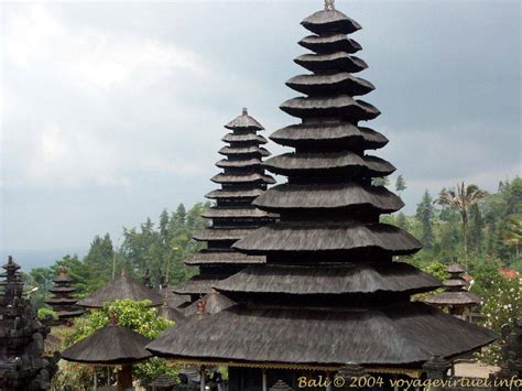 Agama Hindu Dharma Templo De Pura Besakih Bali