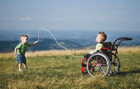 Vulnérables Tolérés Exclus Histoire Des Enfants Handicapés Au