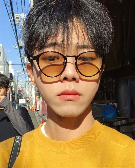 Round Glasses In 2019 Korean Boys Ulzzang Ulzzang Boy Ulzzang