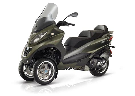 Mp3 is an acronym of moto piaggio a 3 ruote, italian for piaggio motorcycle with 3 wheels). 2017 Piaggio MP3 500 Sport ABS ASR Review