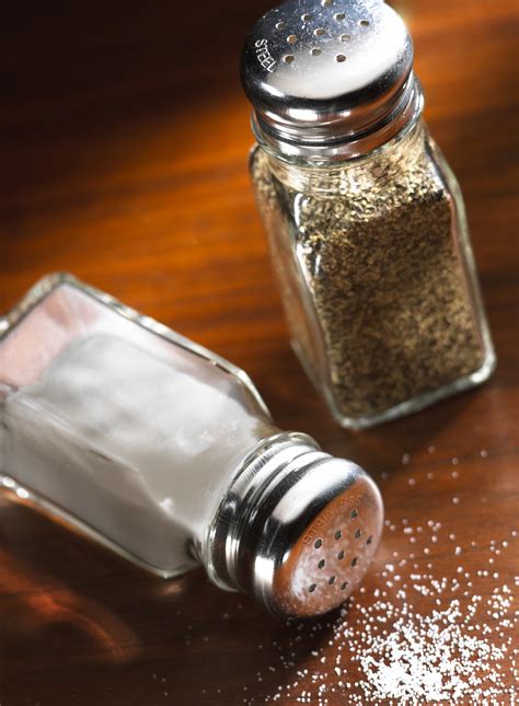 How To Separate Salt And Pepper Sciencing