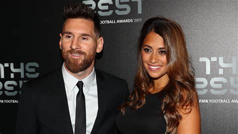 Antonella Roccuzzo Messis Wife 5 Fast Facts