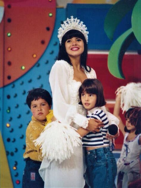 Jun 02, 2021 · tiago abravanel rebateu um comentário feito pela tia, patrícia abravanel, no programa vem pra cá, do sbt. Essas fotos de Tiago Abravanel e sua irmã no "Show ...