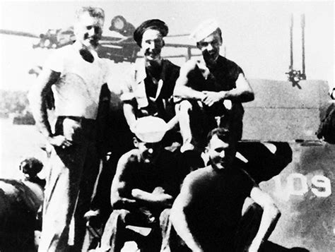 Pacific Wrecks Ltjg John Fitzgerald Kennedy With His Crew Aboard Pt 109