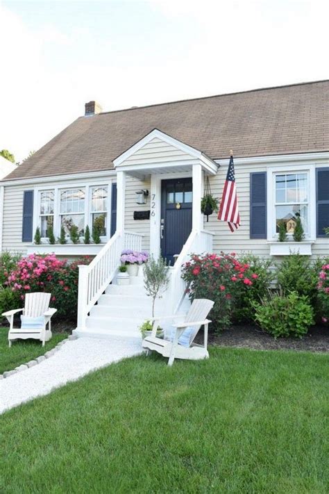 Cape Cod Front Yard Landscaping Ideas