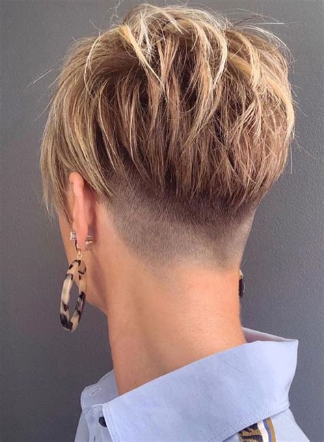 Here are home hair cutting tips and advice for you to follow. 25 Best White Pixie Haircut Ideas For Cool Short Hairstyle ...