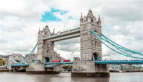 Click images to large view london bridge vs tower bridge free tours by foot. London Bridge vs Tower Bridge - differences, how to reach ...
