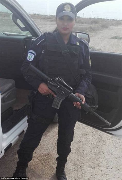 mexican policewoman sacked for taking topless selfie in uniform is now a stripper daily mail