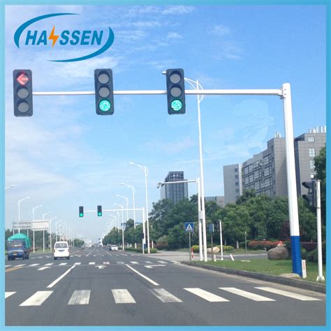 Traffic Signal Poles For Crossroads丨Hanssen Steel Poles Supplier