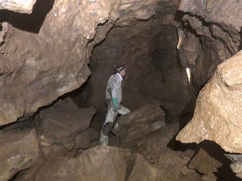 Engelskirchen Forscher Entdecken Spektakuläre Höhle In Nrw