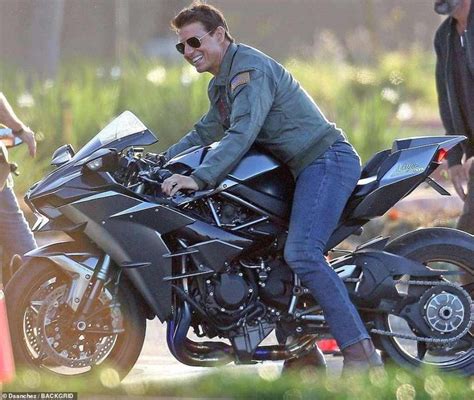 Top Gun Maverick Vuelve Tom Cruise Con La Kawasaki H2