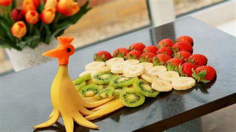 italypaul art in fruit and vegetable carving lessons art in banana peacock banana art fruit