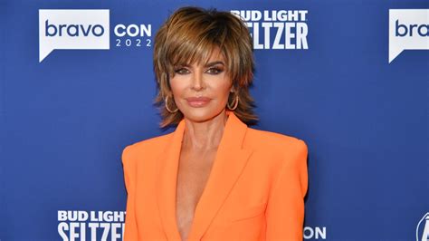 Lisa Rinna Net Worth How ‘rhobh Star Makes Money Life And Style
