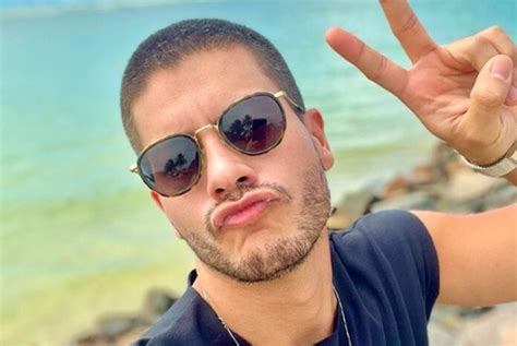 Vaza Nude De Arthur Aguiar Nas Redes Sociais E F S V O Loucura