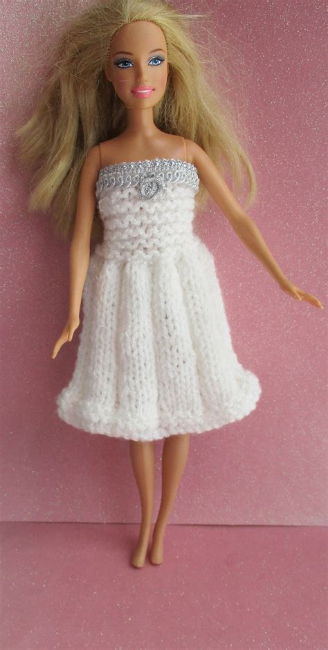 Ravelry Stylish Dress For Barbie By Taffylass Knits Barbie Dress Pattern Barbie Knitting