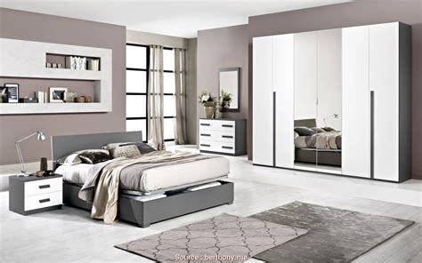 Per le camere da letto abbiamo una distinzione per stile, per tecnologia usata e per colore. Migliore 4 Mondo Convenienza Camere Da Letto - Jake Vintage