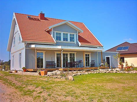 Bohus Villa Kiruna Kniestock Schwedenhaus Mit Gaube Und Balkon