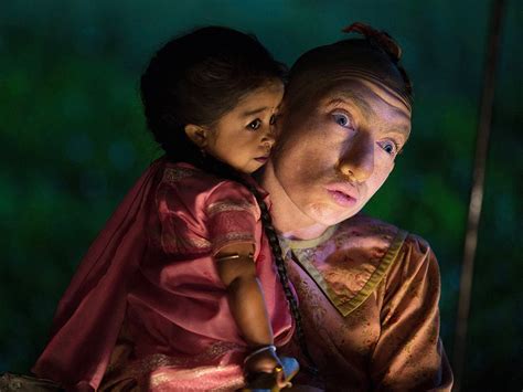 Fall Tv Review How Freaky Is American Horror Story Freak Show