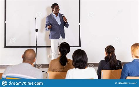 Successful Aframerican Business Coach Speaking At Corporate Training