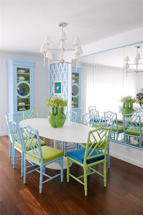 36 Best Bright Color Dining Room Design Ideas
