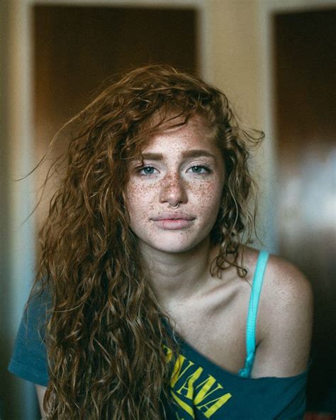 Freckled Face Bed Head Mujer Pelirroja Pelirrojas Pecas Hermosas