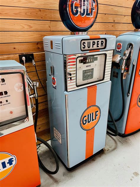 Gulf Restaurer Gas Pump Stefvintagestore