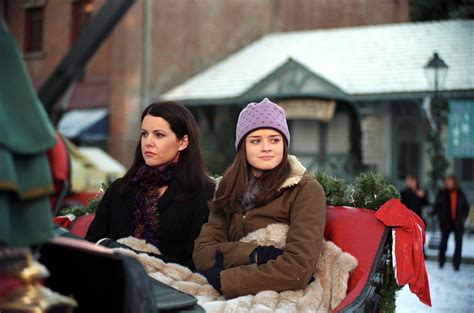 Gilmore Girls Fans Can Visit The Real Life Stars Hollow Set This Holiday Season Architectural
