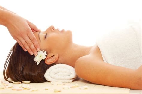 head neck and shoulder massage at best price in jaipur id 3428832955
