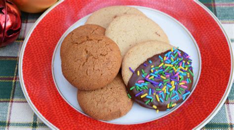 The smaller the nut pieces, the quicker they will spoil. Christmas Cookies Without Nuts Or Coconut : White ...