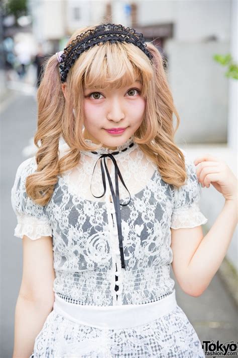 Harajuku Girl W Twin Tails And Lace Outfit W Honey Cinnamon Katie