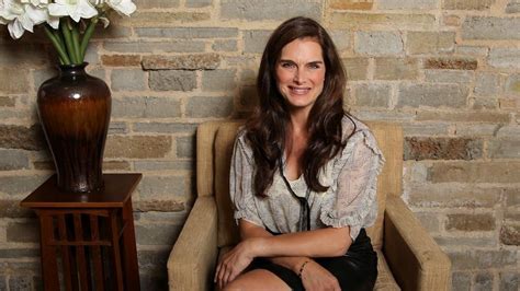 Brooke Shields Writes Of Relationship With Mother Manager Teri Shields