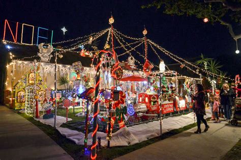 Best Outdoor Christmas Light Displays To See In Los Angeles Thrillist