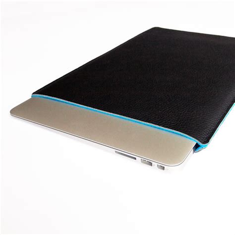 No one tech product appeals to everyone as people have unique needs, just like how a car appeals to various types of people. 13" macbook air sleeve | www.jolioriginals.com This Joli ...