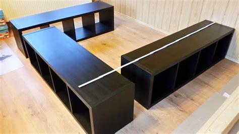 Bett selber bauen für ein individuelles schlafzimmer design. Ikea Hack - aus Kallax wird ein Bett | SPÄTERERR ️ ...