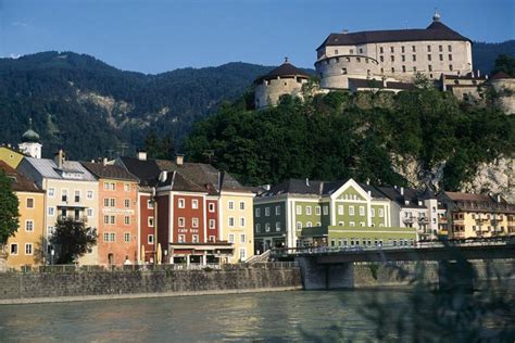 Mit dem neuen kultur quartier an der spitze bietet kufstein eine reihe attraktiver veranstaltungslocations. Kufstein | Tirol | Burgen und Schlösser | Kunst und Kultur ...