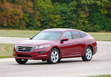 Honda Accord Crosstour On Road Car Pictures Images