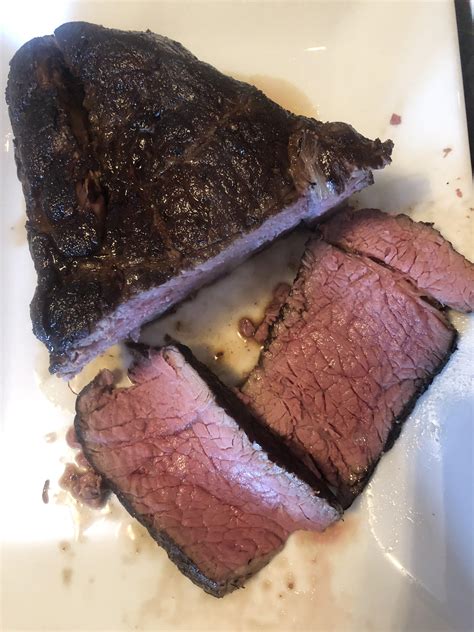 Roasting the tenderloin then takes about 25 minutes. Beef Tenderloin Side Dishes Christmas : Filet Mignon Side Dishes Salads Potatoes And Vegetables ...
