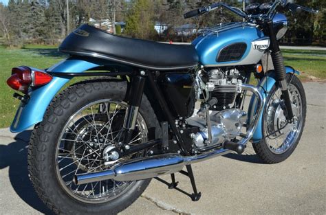 Triumph began manufacturing the tiger 100 in 1939. Restored Triumph Tiger 650 - 1968 Photographs at Classic ...