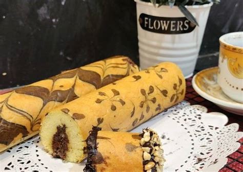 Resep 351 BATIK MINI ROLL CAKE BOLU GULUNG BATIK MINI Oleh Ibu Endah