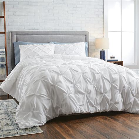Bedding Ideas With White Comforter Bedding Design Ideas