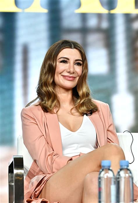 Nasim Pedrad Of Chad Appears Onstage During The Tbs Segment Of The 2020 Winter Television