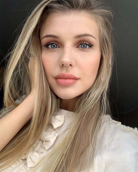 Yuliana Sholomitskaya Bio Age Height Models Biography
