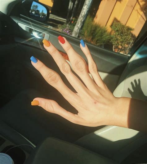Ok, hope i've convinced you by now, let's get started! Emma Chamberlain's Yellow, Red and Blue acrylic nails ...