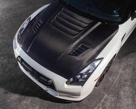 Finishing on a nice surface is also adding to the cost, if you want a hood that is all shiny carbon look. Agency Power Aeroform Carbon Fiber Vented Hood Nissan R35 ...